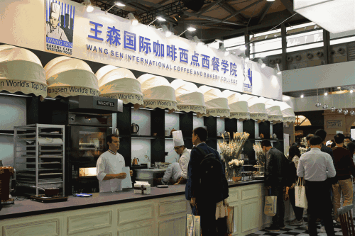 1686638015382767.gif f79aecb88fed4bfabe42ef89486d922a.gif